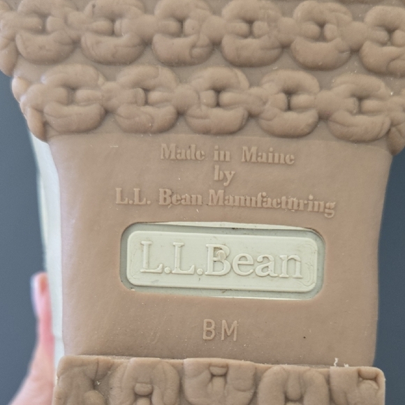 L.L. Bean Cream and Tan Moccasins - Picture 6 of 6